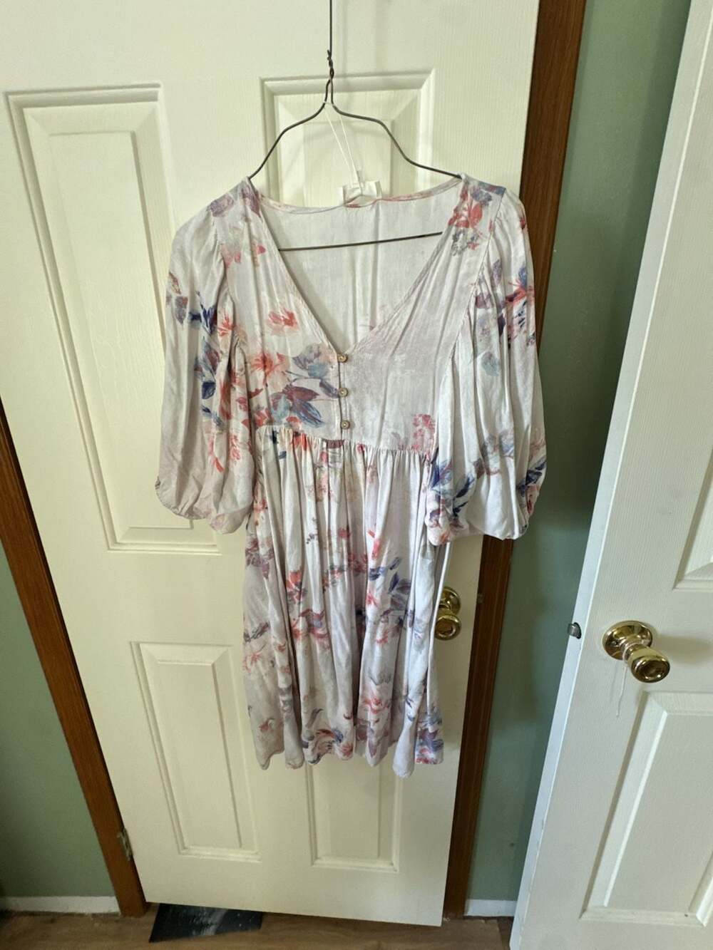 ODDY Floral Dress Size S V-Neck Short Sleeve Mini Boho